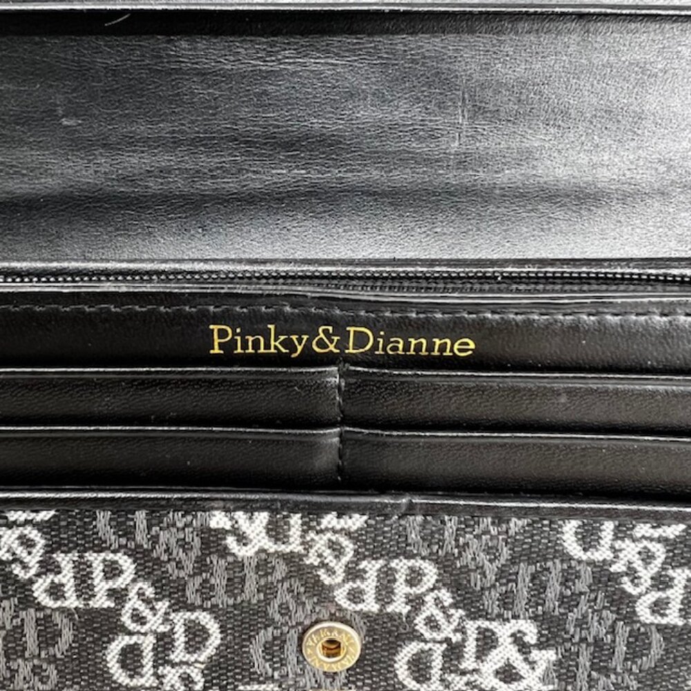 VGT Pinky & Dianne Denim Snap Accordion Wallet With Gray Black Logo Bifold(12) - Picture 7 of 14